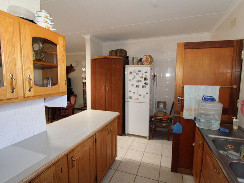 Renaissance Retirement Village - 2 Bedroom townhouse in retirement village - Wheel chair friendly - Photo 6