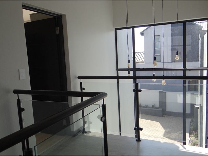 3 Bedroom House in Fountain Brook Estate - Photo 9