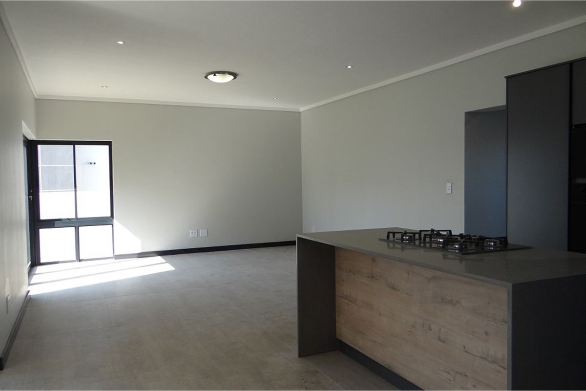 3 Bedroom House in Fountain Brook Estate - Photo 5