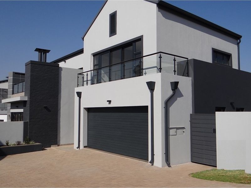 3 Bedroom House in Fountain Brook Estate - Photo 2