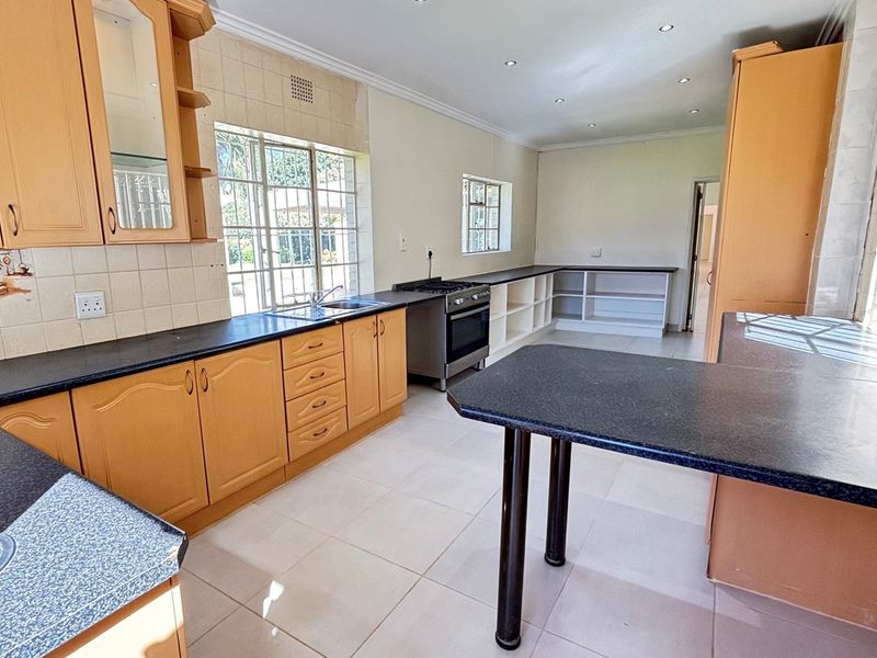 Space, Potential and Location - Your Next Chapter Starts Here - Photo 10