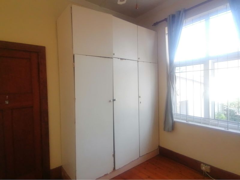 "Charming 3-Bed Home with Pool & Rental Potential" - Photo 8