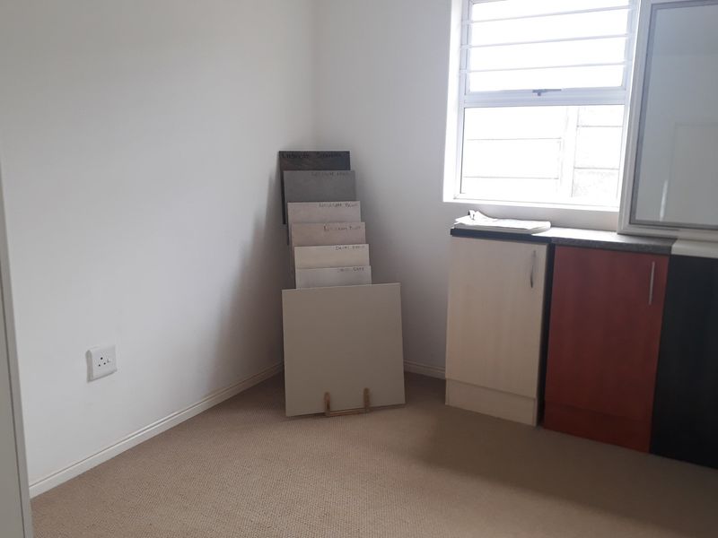 Brand New 3-Bedroom Home in Mountain Ridge Estate, Paarl - Photo 7