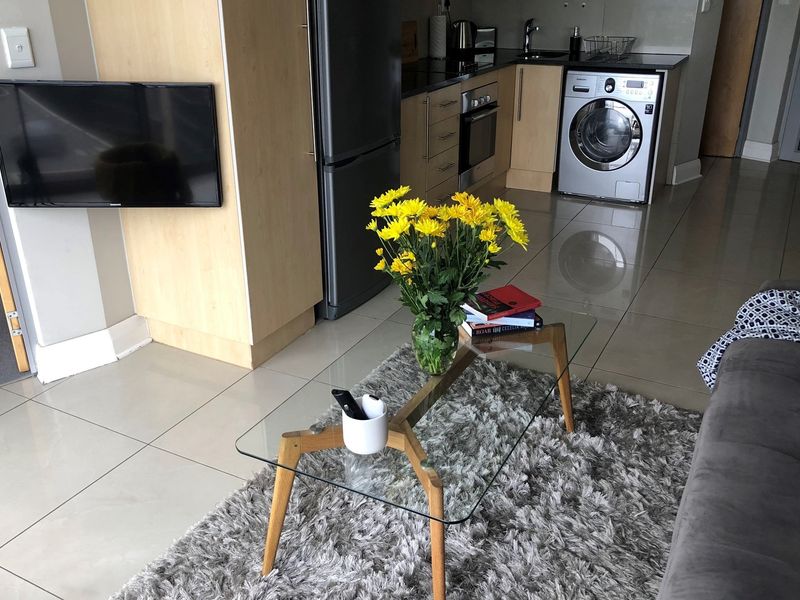 Fully furnished one bed apartment with amazing view - Photo 9