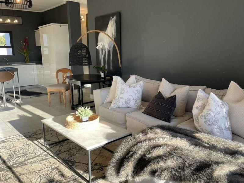 Upmarket 2 Bedroom Penthouse at Polofields Lifestyle Estate - Photo 6
