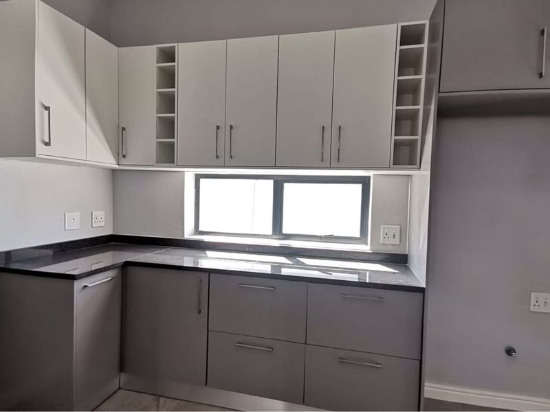 Modern 4 Bedroom home at Wilde Paarde Country Estate offering comfort and elegance - Photo 8