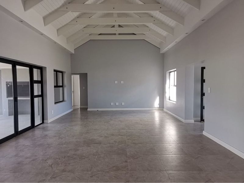 Modern 4 Bedroom home at Wilde Paarde Country Estate offering comfort and elegance - Photo 5