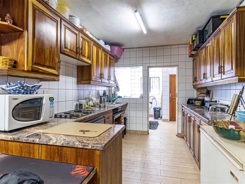 Incredible Value: Spacious Family Home with Income Potential! - Photo 2