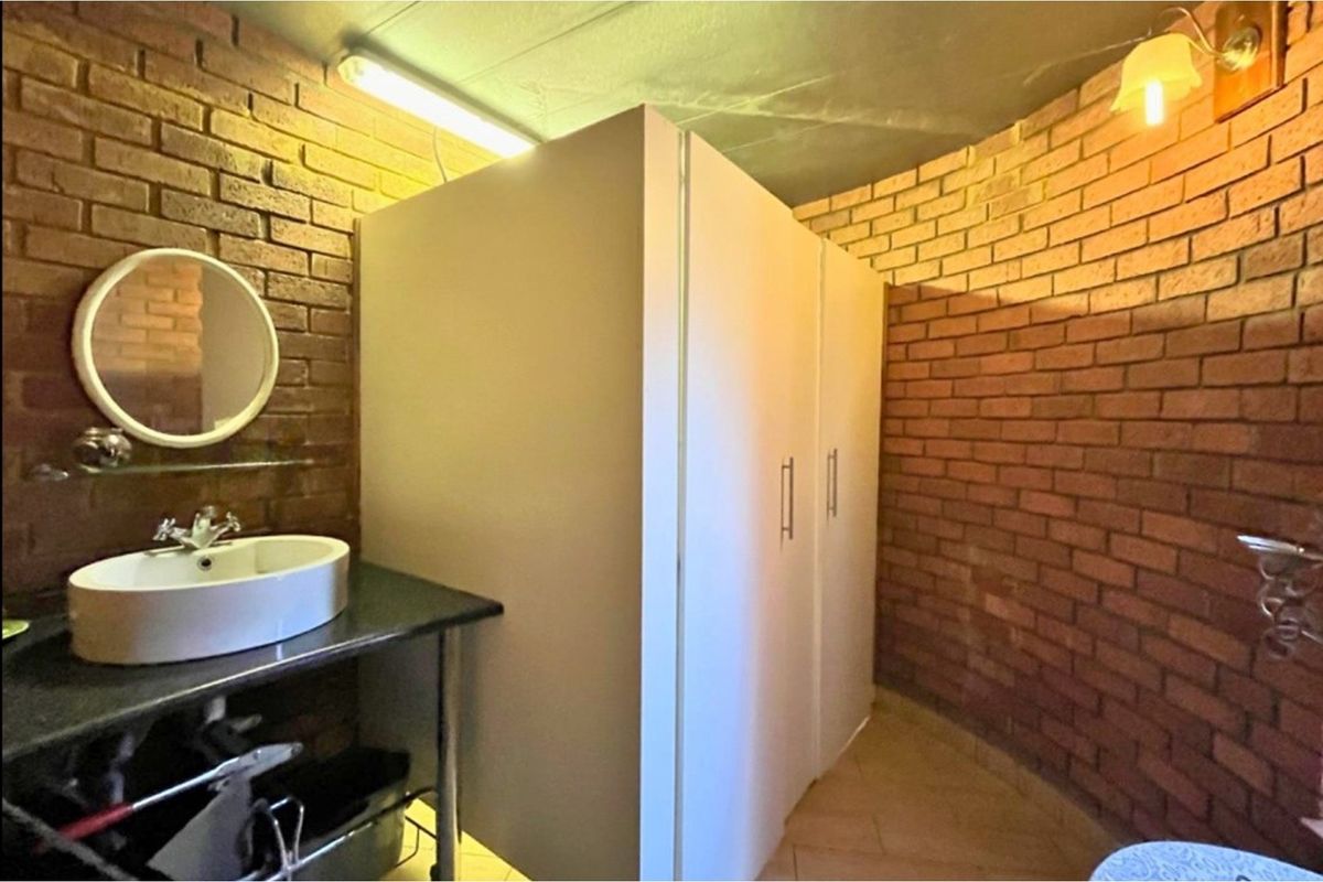 Incredible Value: Spacious Family Home with Income Potential! - Photo 3