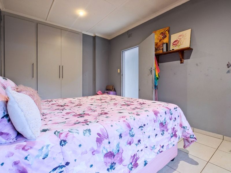 Renovated Charming 1-Bed Apartment in Windsor West! - Photo 7