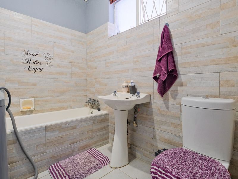 Renovated Charming 1-Bed Apartment in Windsor West! - Photo 8