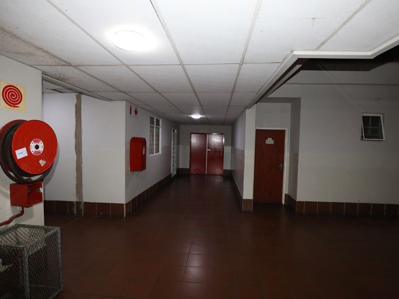 1 bedroom apartment in Durban CBD - Photo 7