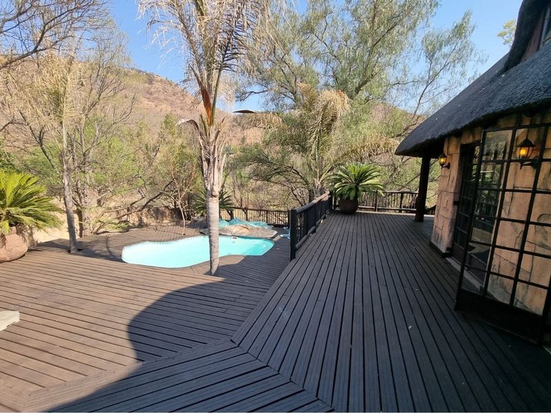 Furnished Family Home in Presidentsrus - Mountain Valley Retreat on the Banks of the Olifants River - Photo 10