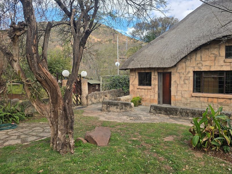 Furnished Family Home in Presidentsrus - Mountain Valley Retreat on the Banks of the Olifants River - Photo 3