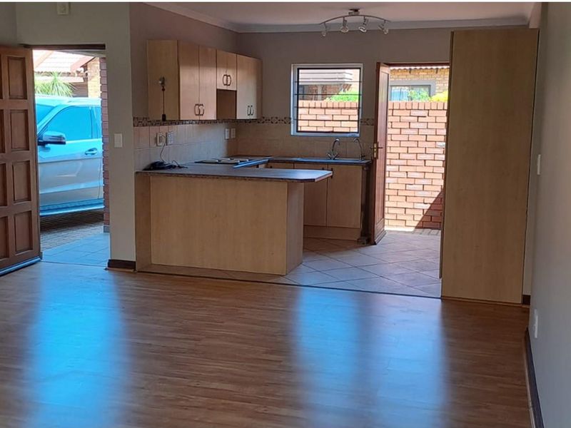 2 Bedroom Charming Retirement village in the heart of Montana - Photo 8