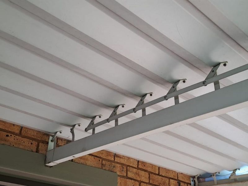 2 Bedroom Charming Retirement village in the heart of Montana - Photo 6