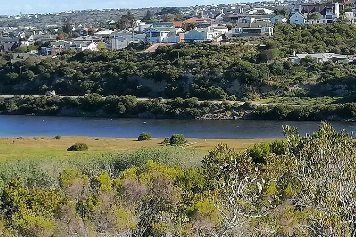 Vacant land with breathtaking views of the Goukou river. - Photo 4