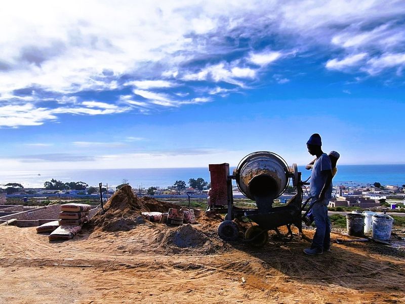 Modern Beach-Style Home with Breathtaking Sea Views - Completion Imminent! - Photo 10