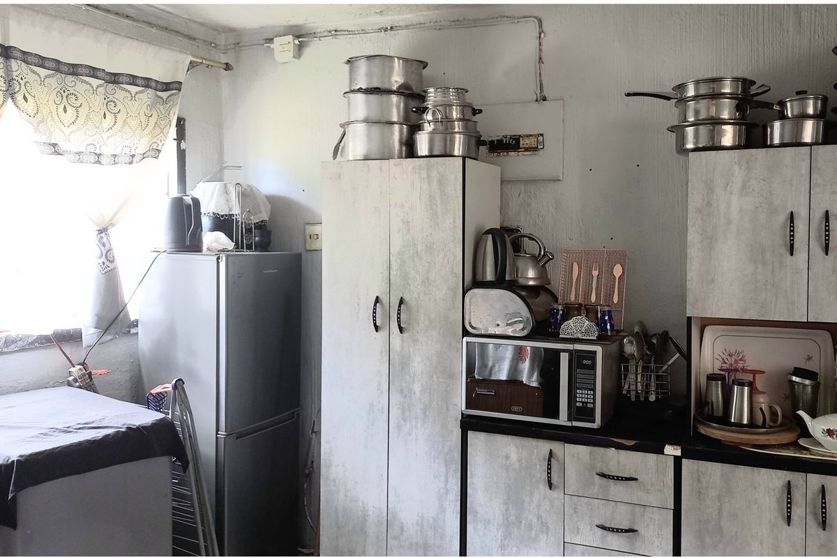 Two Bedroom Apartment for Sale in Foresthaven Phoenix - Photo 5