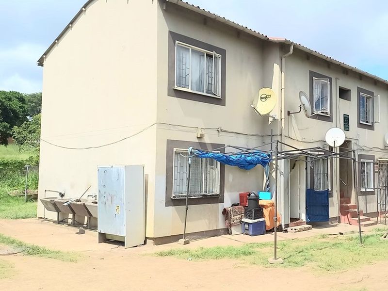 Two Bedroom Apartment for Sale in Foresthaven Phoenix - Photo 2