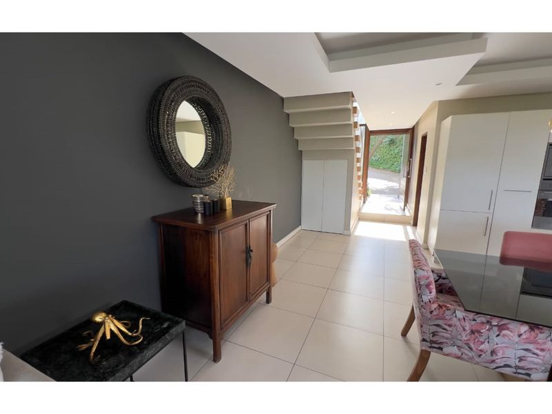 Refined Coastal Living | 3-Bedroom Residence in The Sanctuary, Zimbali coastal Estate - Photo 2