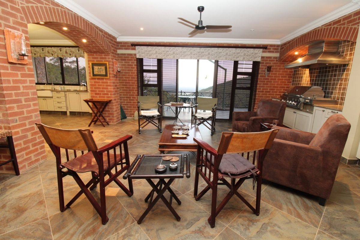 Thaba Moriri - 5 Bedroom Bushveld Elegance with spectacular views - PET FRIENDLY - Photo 2