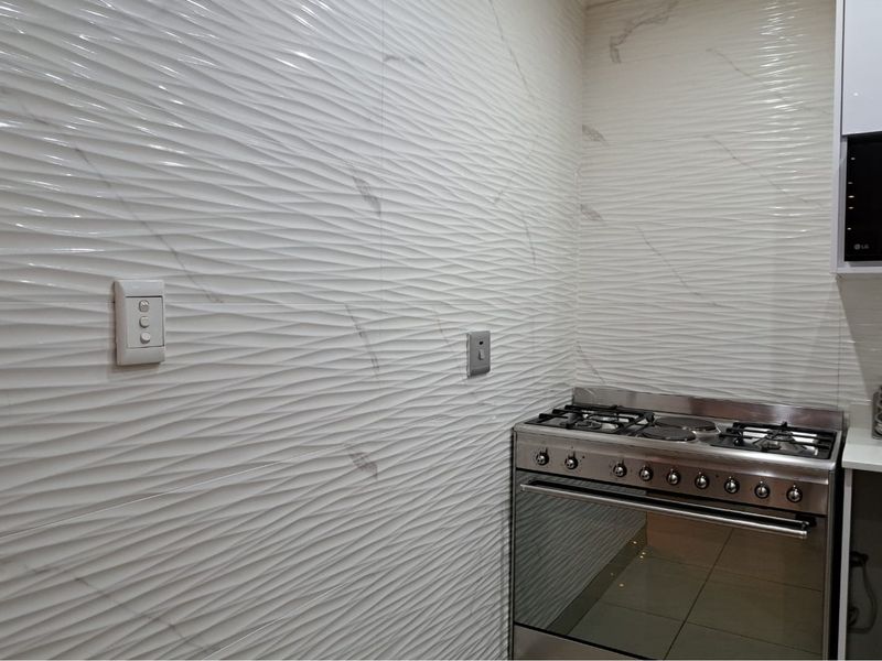 CHASE VALLEY STUNNER! - Photo 8