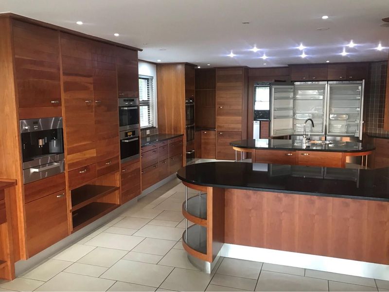 Magnificent 7 Bedroom Mansion, Woodhill Golf Estate Price Reduced - Photo 7