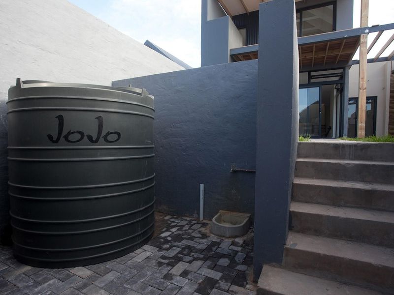 Priced to Sell: 3-Bedroom Home with Endless Potential - Photo 10