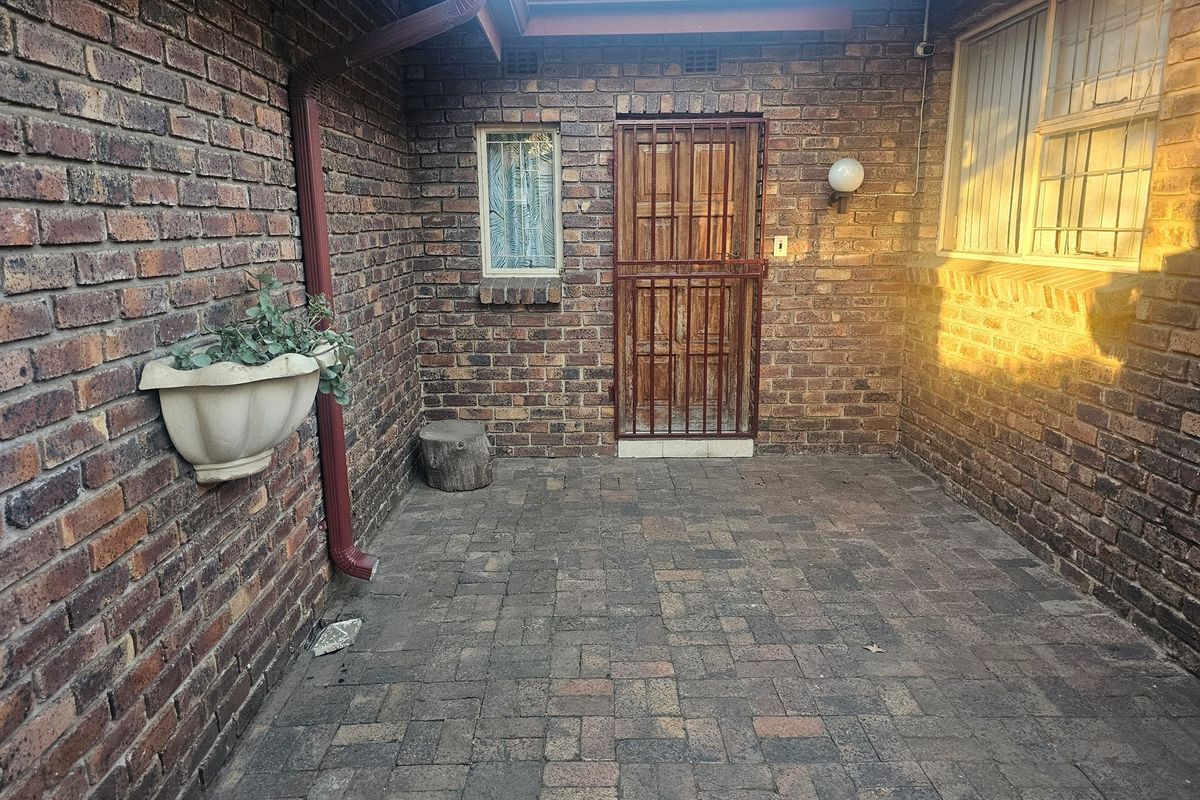 🌟 Spacious 4-Bedroom Family Home with Pool & Entertainment Area - Del judor ext 2 - Photo 3