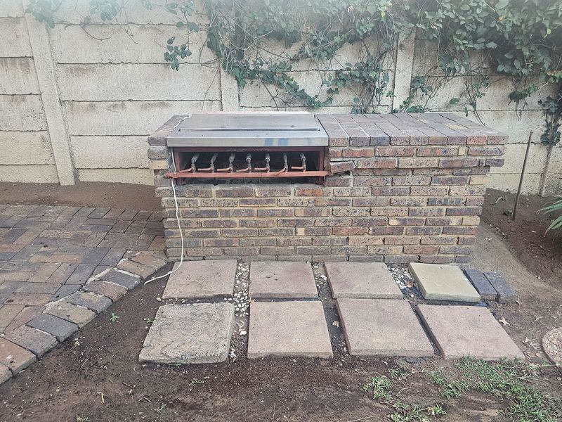 🌟 Spacious 4-Bedroom Family Home with Pool & Entertainment Area - Del judor ext 2 - Photo 7