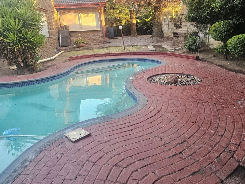 🌟 Spacious 4-Bedroom Family Home with Pool & Entertainment Area - Del judor ext 2 - Photo 5