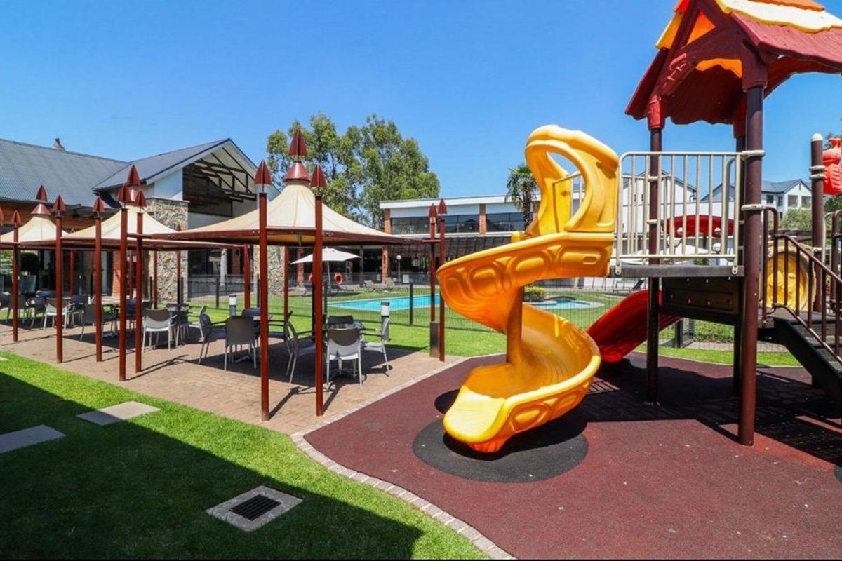 1 Bedroom, 1 Bathroom Apartment for Sale! Amsterdam lifestyle Estate - Photo 5