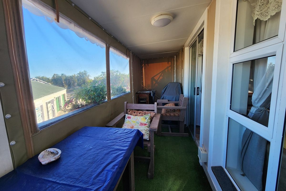 Marina Martinique Apartment with Sea Views Pool Access walking distance to beach - Photo 4