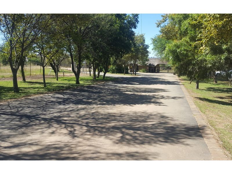 Vacant Land in Exclusive Letamo Game Farm - Cradle of Humankind close to Krugersdorp - Photo 2