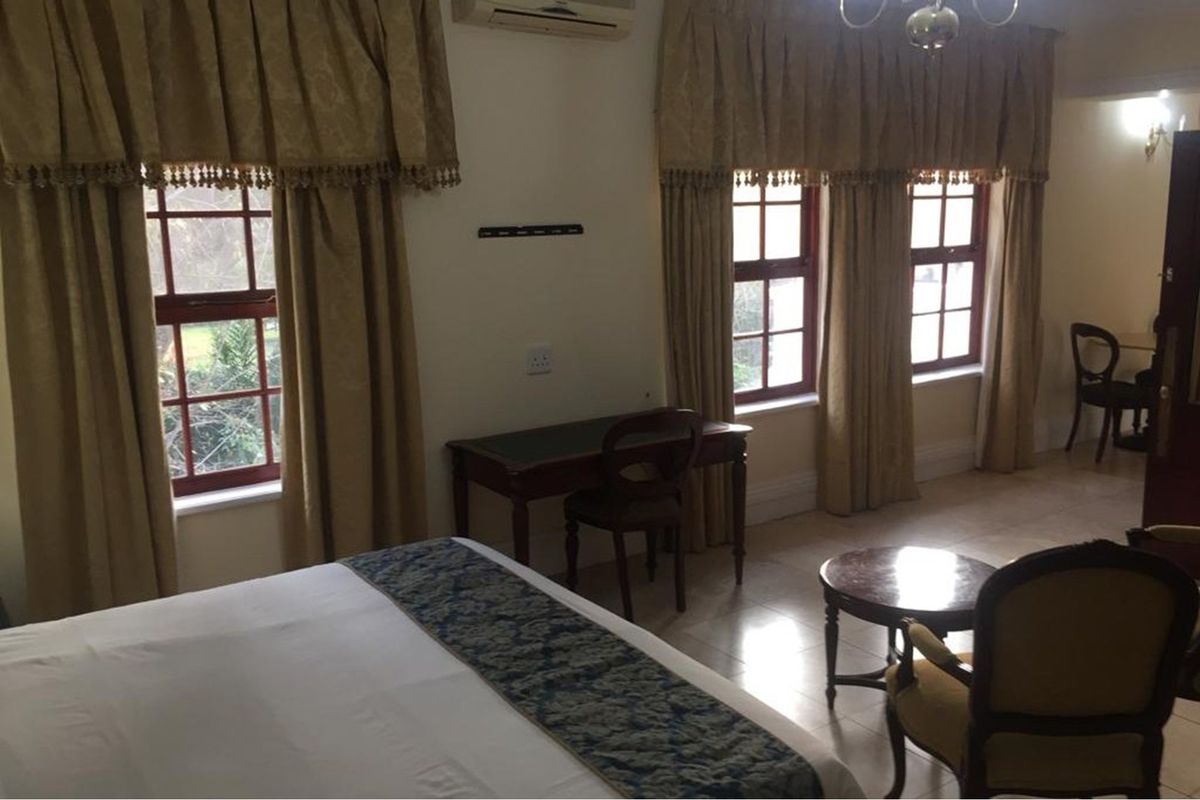 Cricklewood Luxury Apartments, Waterkloof - Photo 2