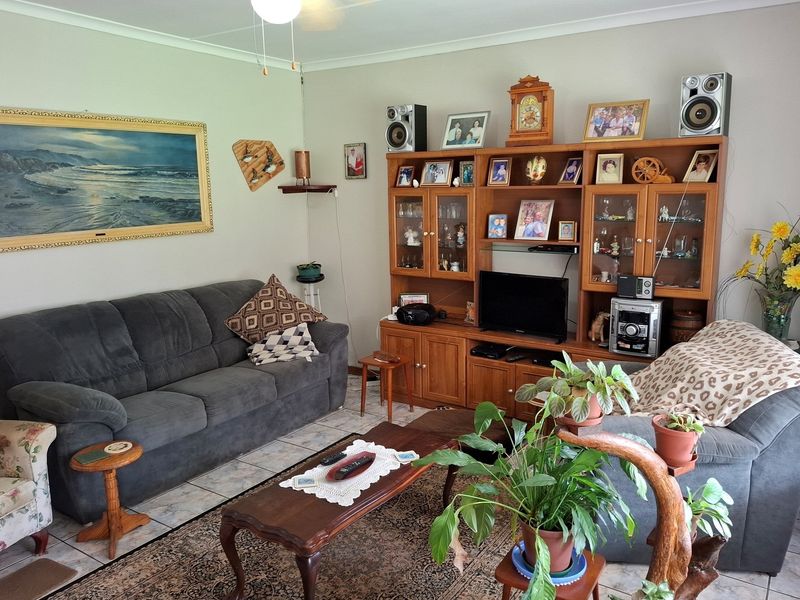 Pet friendly townhouse waiting to be yours! - Photo 7