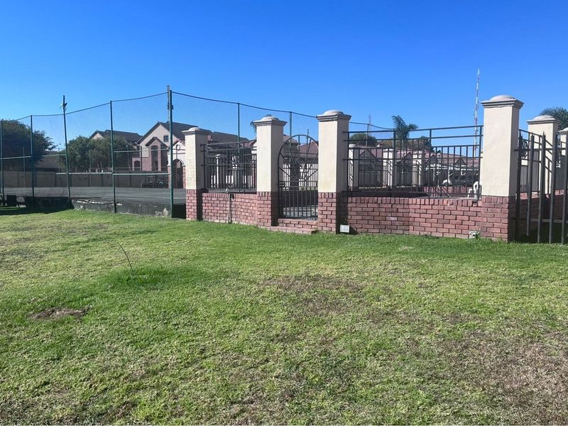 Charming 2-Bedroom Apartment in Halfway Gardens, Midrand - Photo 8