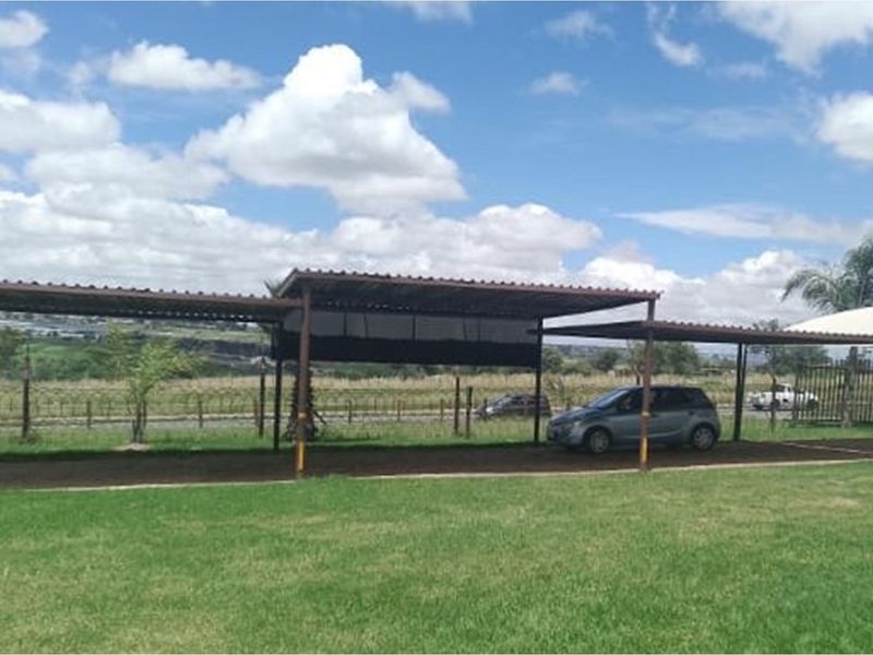 Charming 3-Bed Home in Serene Princess AH - Photo 3