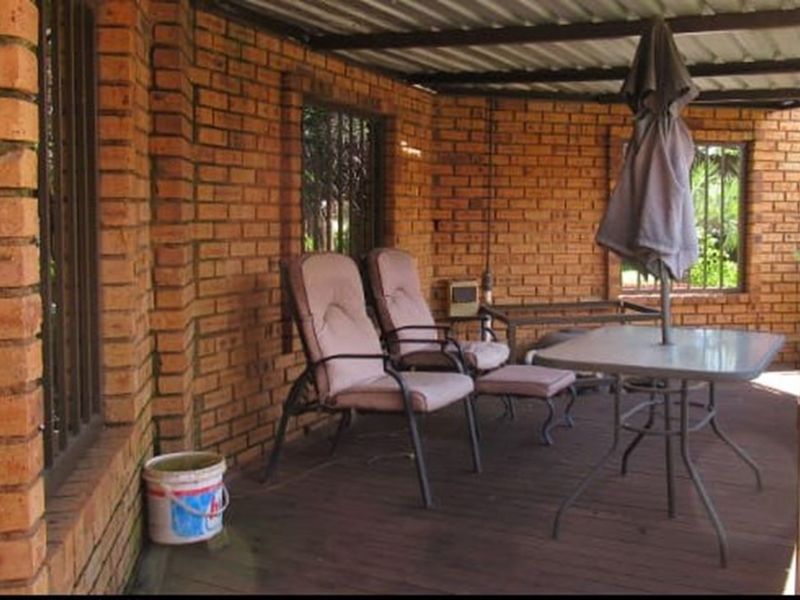 Charming 3-Bed Home in Serene Princess AH - Photo 5