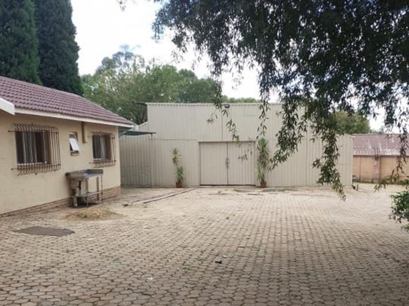 Charming 3-Bed Home in Serene Princess AH - Photo 4