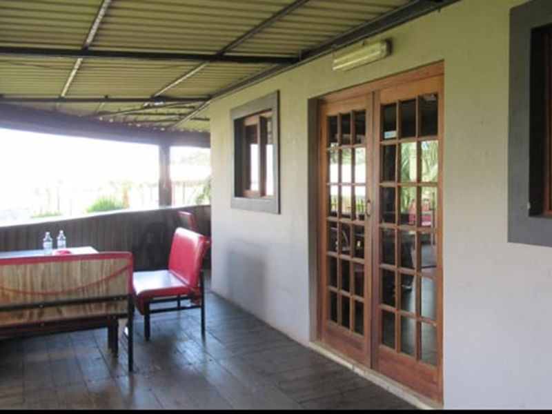 Charming 3-Bed Home in Serene Princess AH - Photo 8