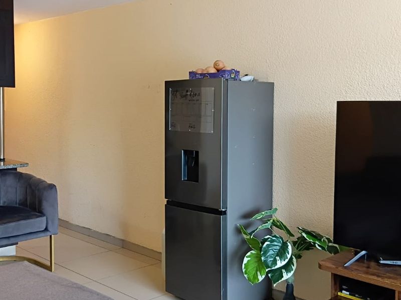 "Dream 2-Bed Flat in Serene Meer En See" - Photo 7