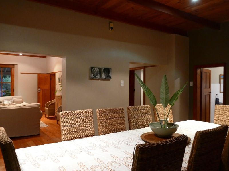 Refined Living Redefined: Discover the Timeless Splendor of this Heritage Home - Photo 5