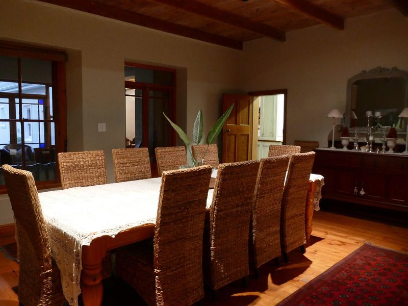 Refined Living Redefined: Discover the Timeless Splendor of this Heritage Home - Photo 4