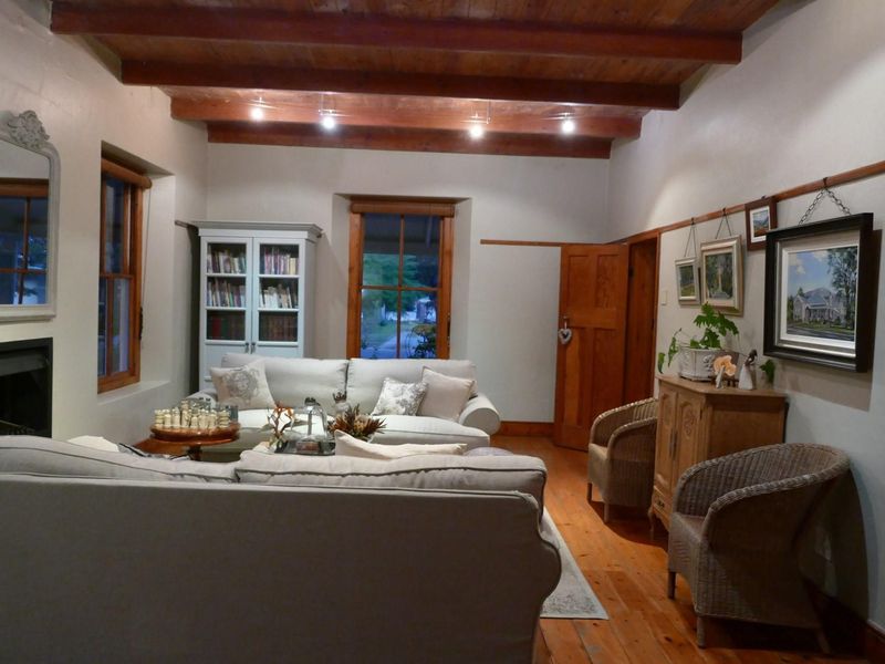 Refined Living Redefined: Discover the Timeless Splendor of this Heritage Home - Photo 6