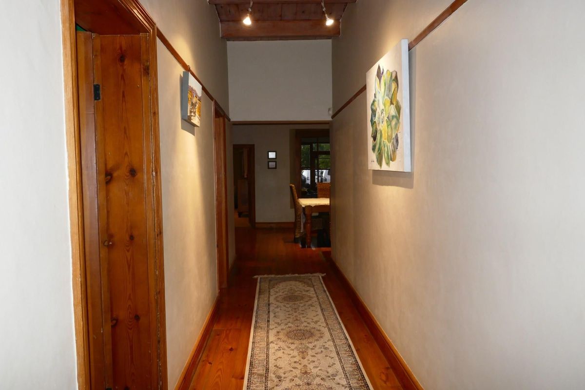 Refined Living Redefined: Discover the Timeless Splendor of this Heritage Home - Photo 3