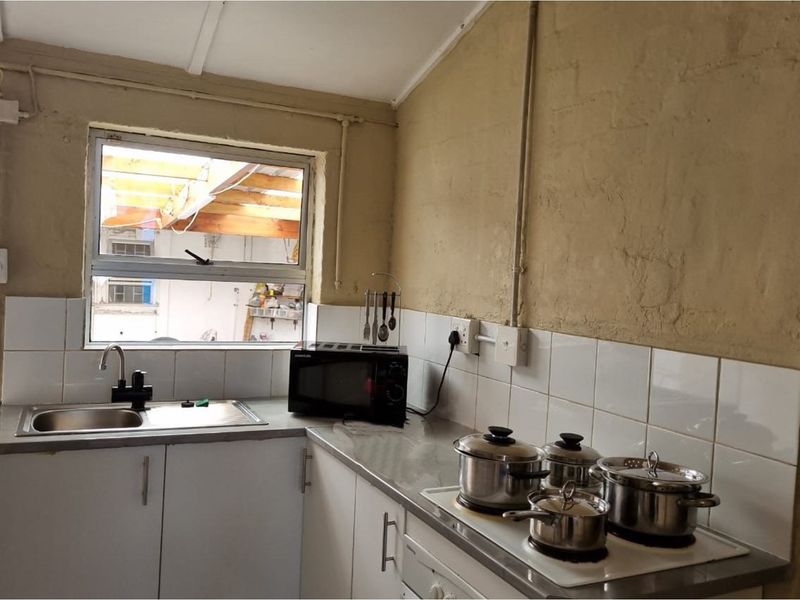 One-Bedroom House with Flatlet in Steenberg, Cape Town - Photo 10