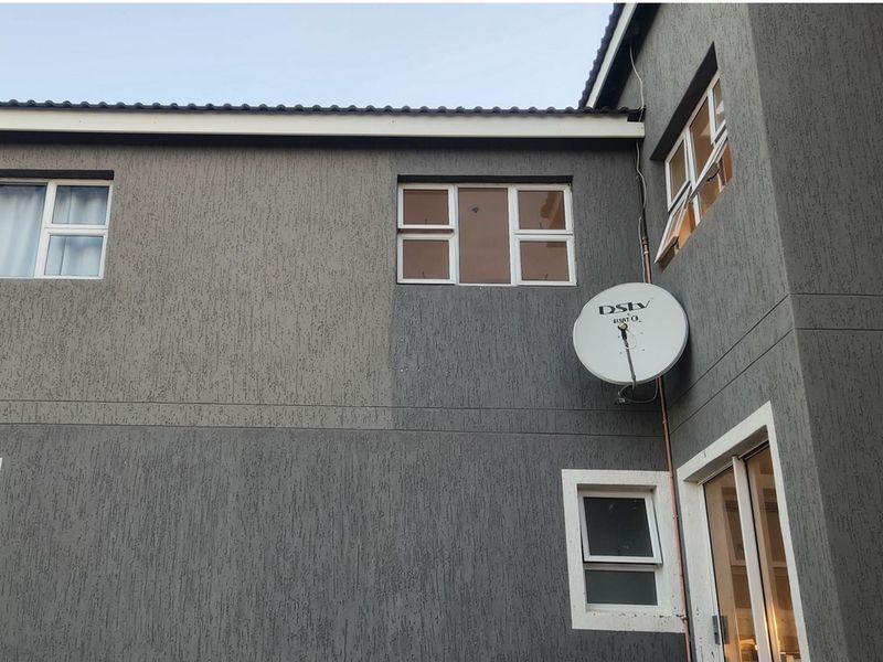 House For Sale in Beacon Bay, East London - Photo 7