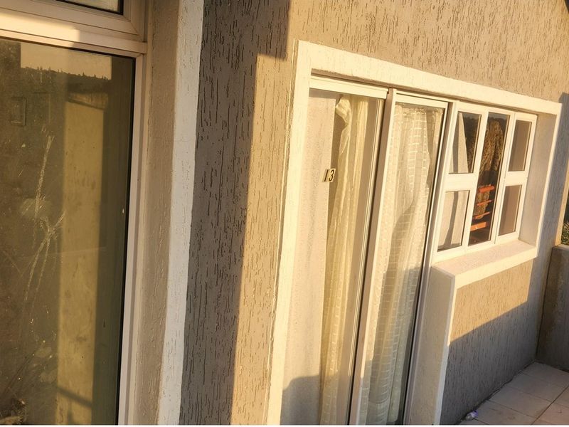 House For Sale in Beacon Bay, East London - Photo 9